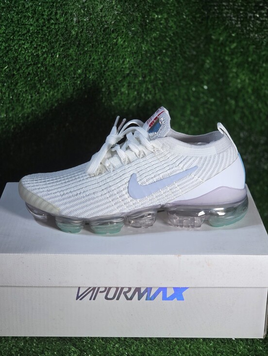 Nike Shoes - Nike Women’s VaporMax Flyknit Sneaker - Blue 💙 White Airmax Brand New Size 6